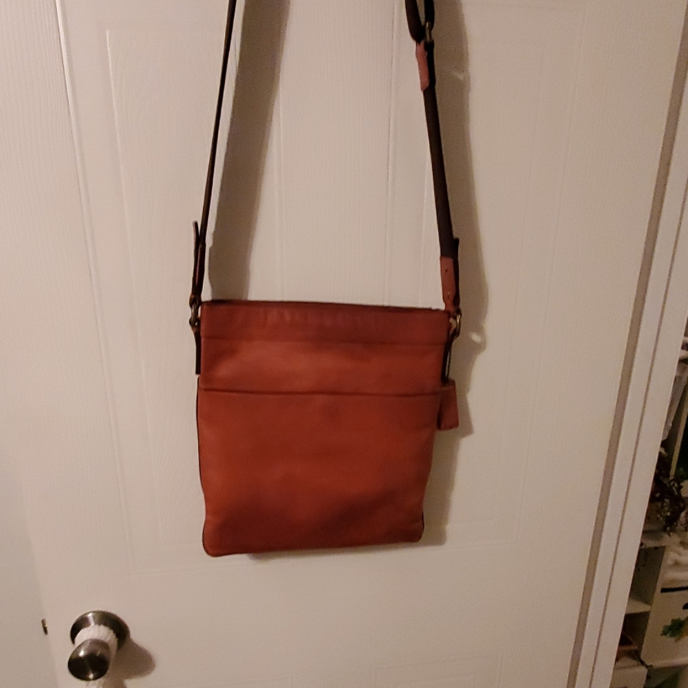 Men's COACH Leather Wrap around Bag.